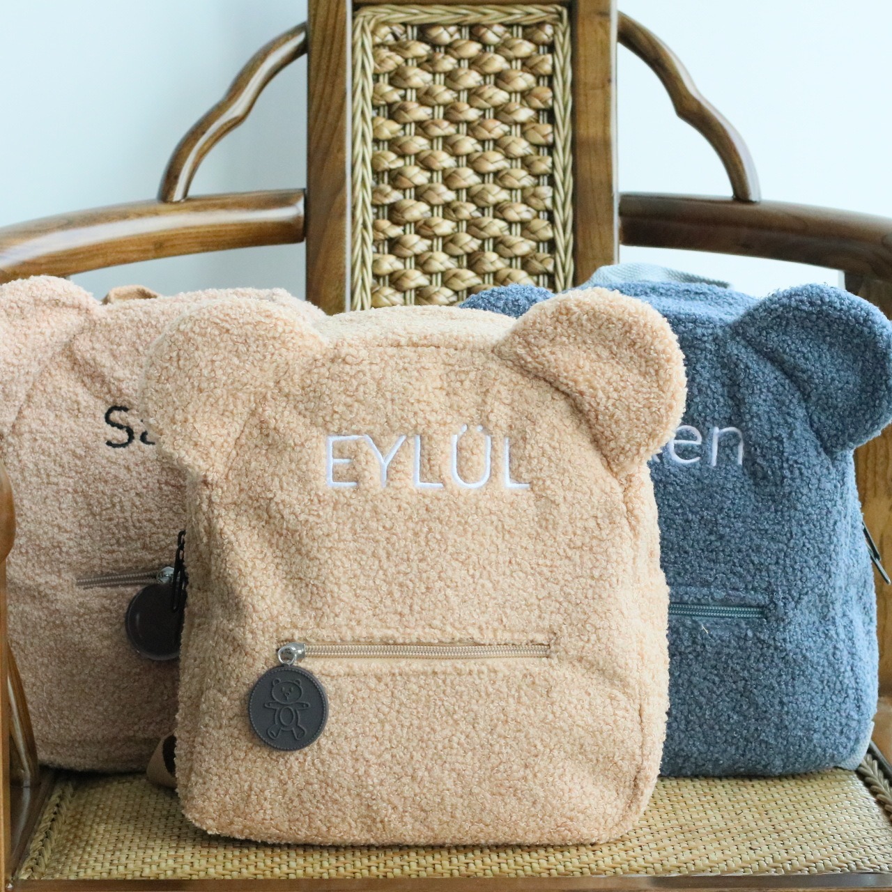 Custom Teddy Bear Backpack – Embroidered Plush Gift Bag